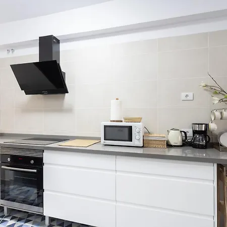 Apartment Home2book Charming Center Cruz *