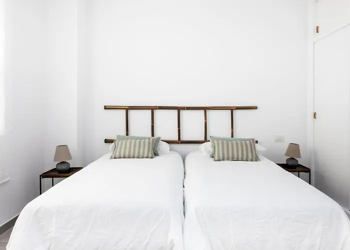 Home2book Charming Center Cruz Apartman *